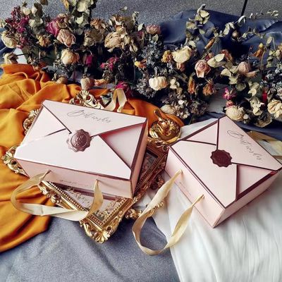 Customized Foldable Gift Boxes With Ribbon